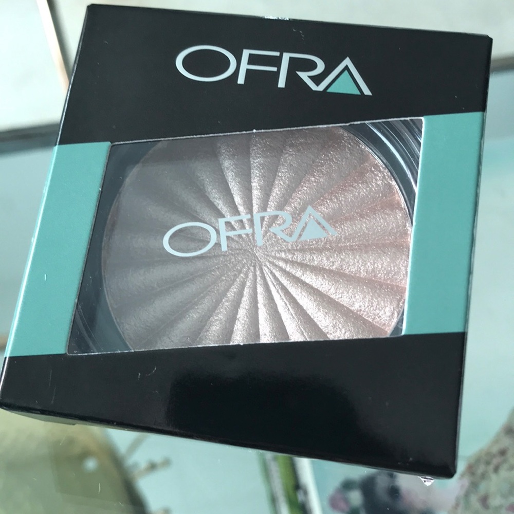 OFRA Cosmetics Blissful Highlighter